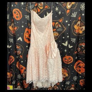 1980s Pink Lace Prom Dress